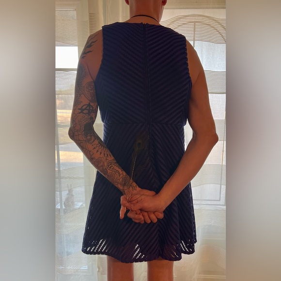 MASSIMO, Royal Blue, Sleeveless, V-Neck, Mid-Thigh Dress, Women’s Size L. - Picture 7 of 8